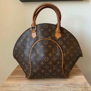RARE Louis Vuitton Eclipse Purse